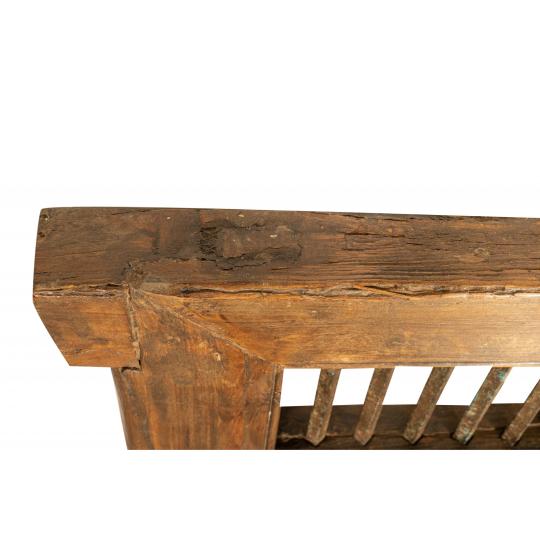 stare anticke zelezne okno mriez zhrdzavene stredomorske rustikalne vintage okenny ram stredomorska mriez prikrytie zelezo anticke.jpg